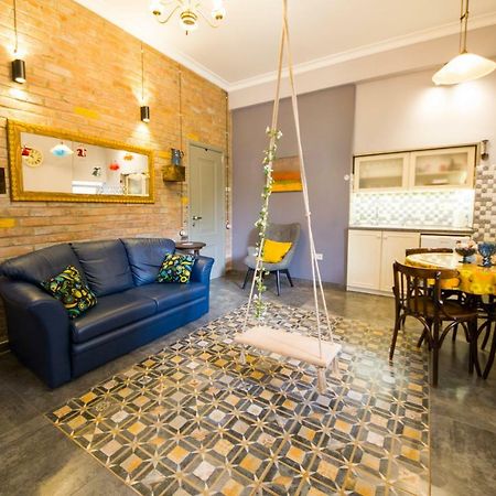 Sofia Apartment In Old Тбилиси Екстериор снимка