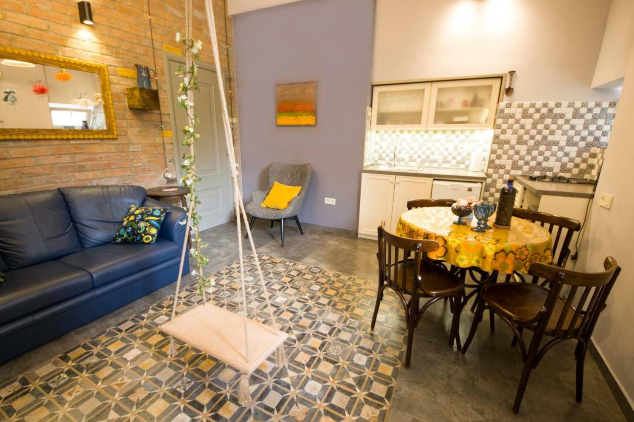 Sofia Apartment In Old Тбилиси Екстериор снимка