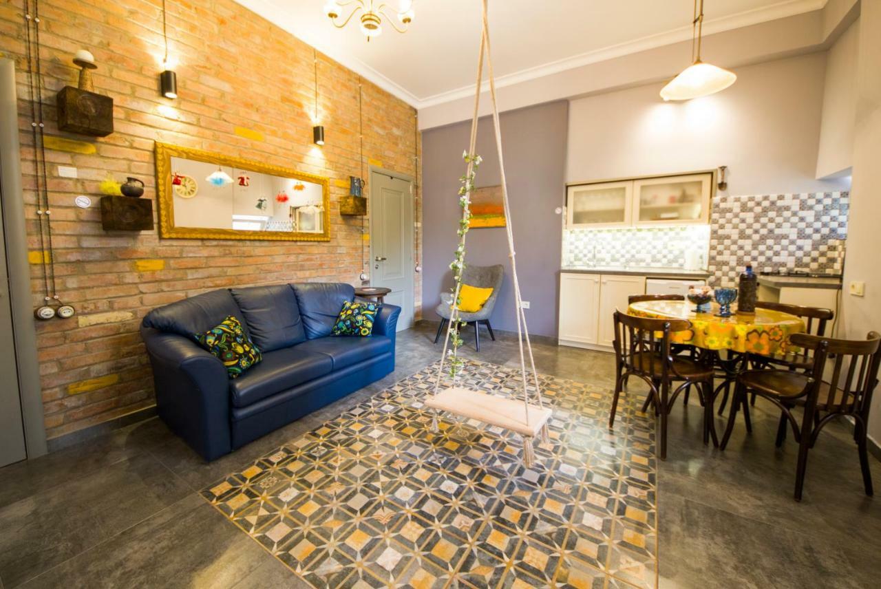 Sofia Apartment In Old Тбилиси Екстериор снимка